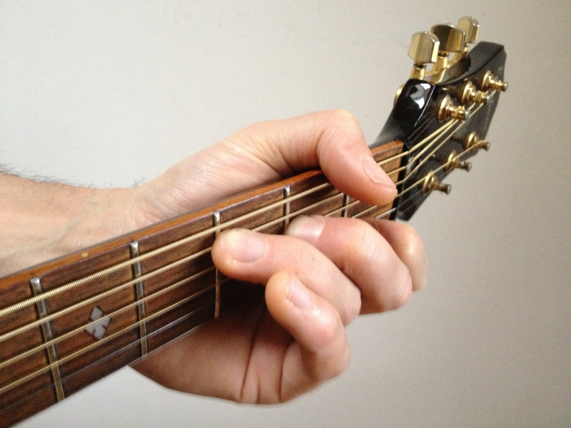 Voorschrijven Thuisland B olie gitaar akkoorden 6 tips om ze vloeiender te spelen